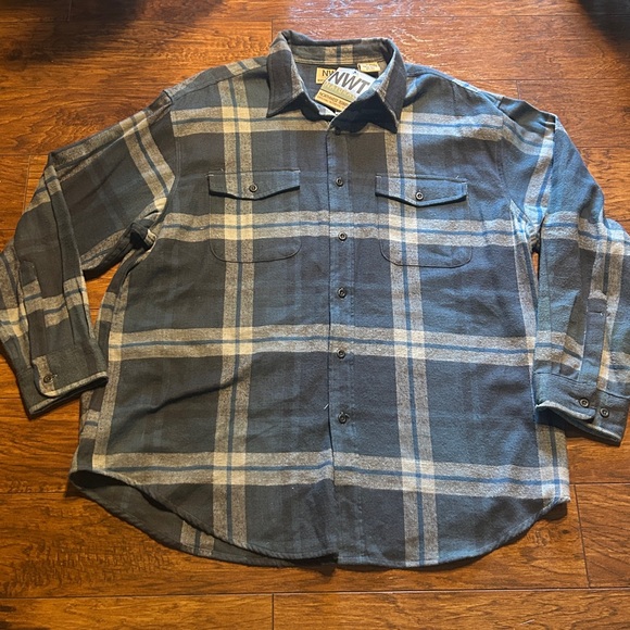 Northwest Territory Gray and Blue Plaid Button Down Shirt size XLarge NWT - Picture 3 of 7